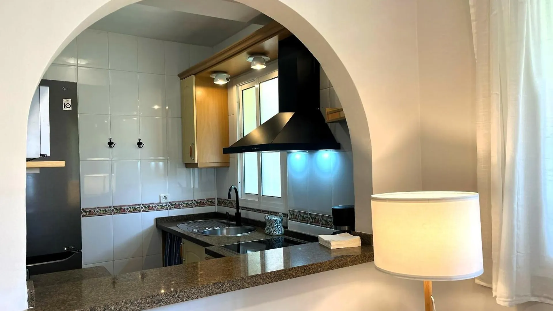 Apartment Brisas De 内尔哈